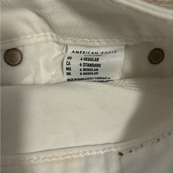 White mini skirt American eagle super stretch size 4 - Picture 7 of 7